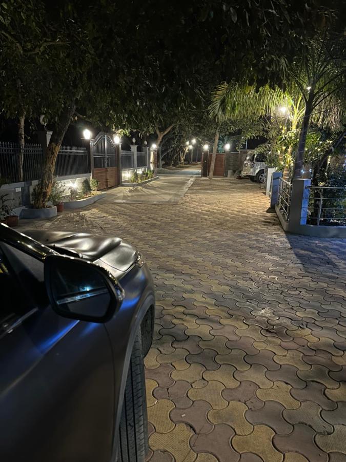 Kaashi Flora Villa Váránaszi Kültér fotó
