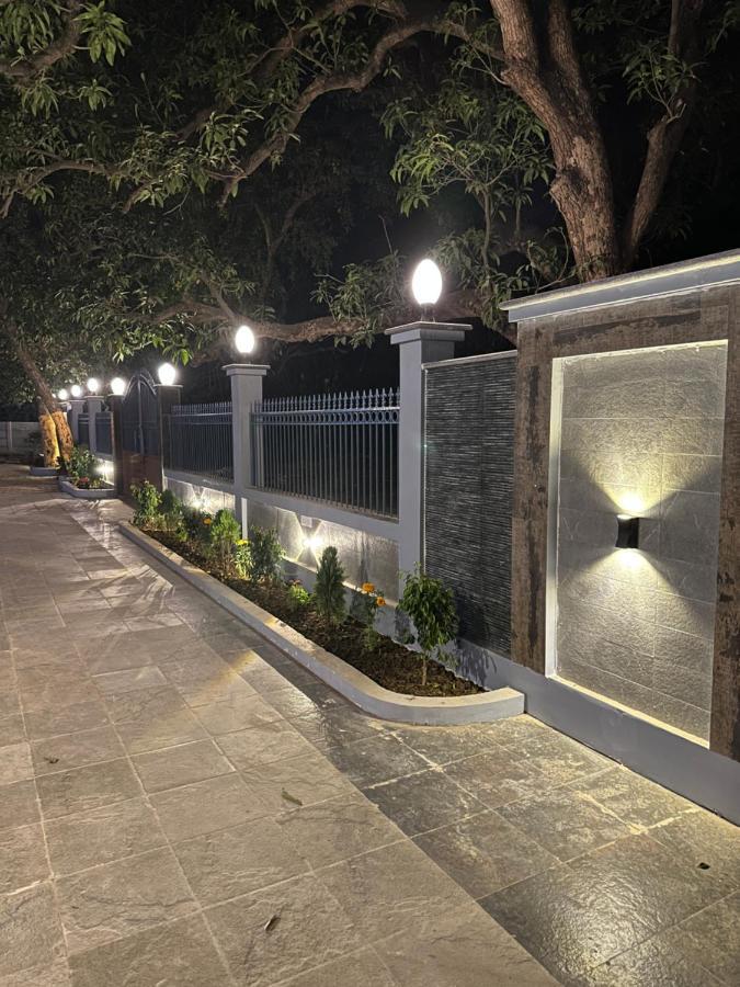 Kaashi Flora Villa Váránaszi Kültér fotó