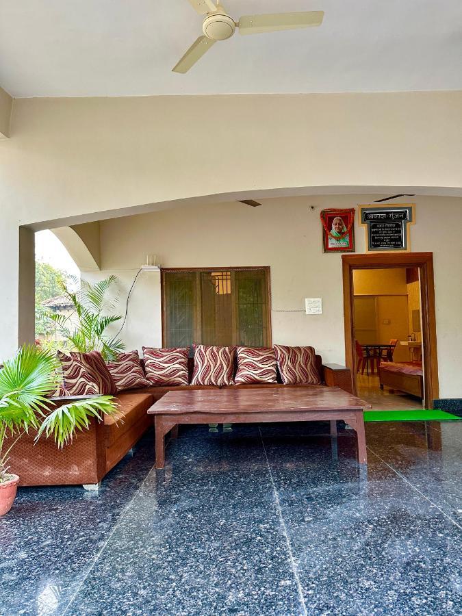 Kaashi Flora Villa Váránaszi Kültér fotó